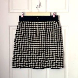 Houndstooth Sweater Skirt